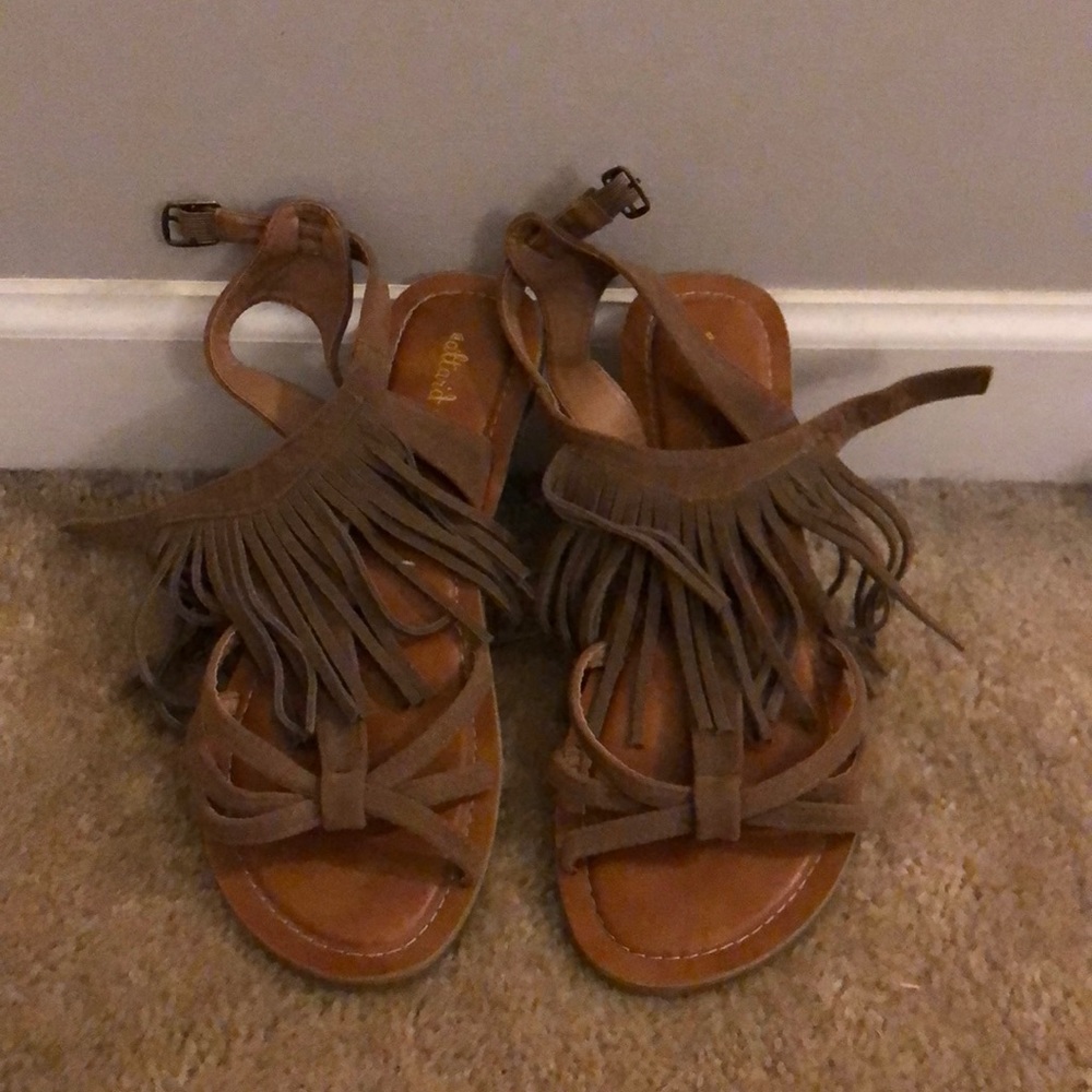 Summer sandals from Altard State
